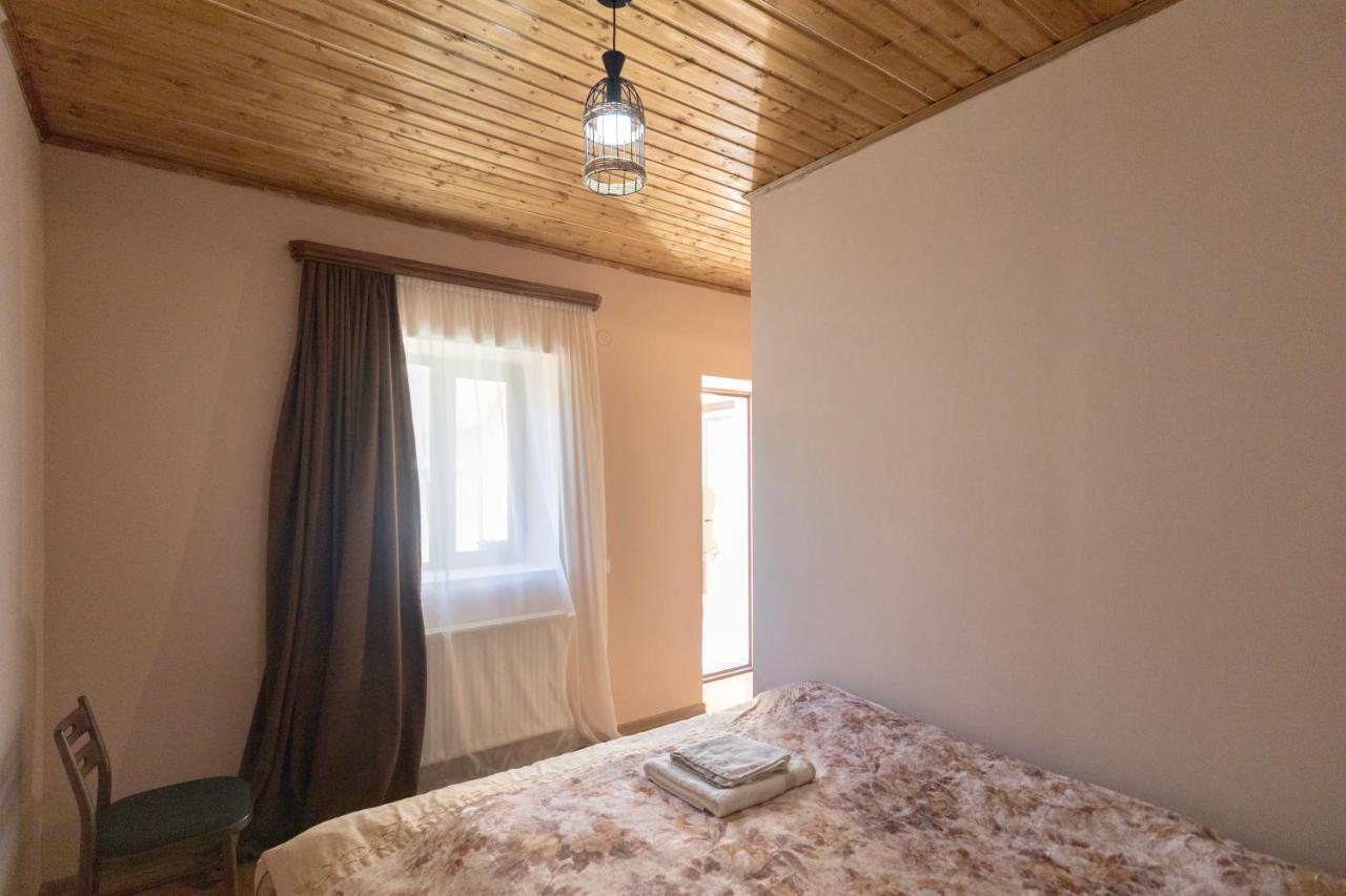 Guesthouse And Cottage Nicolo Stepantsminda Exterior photo